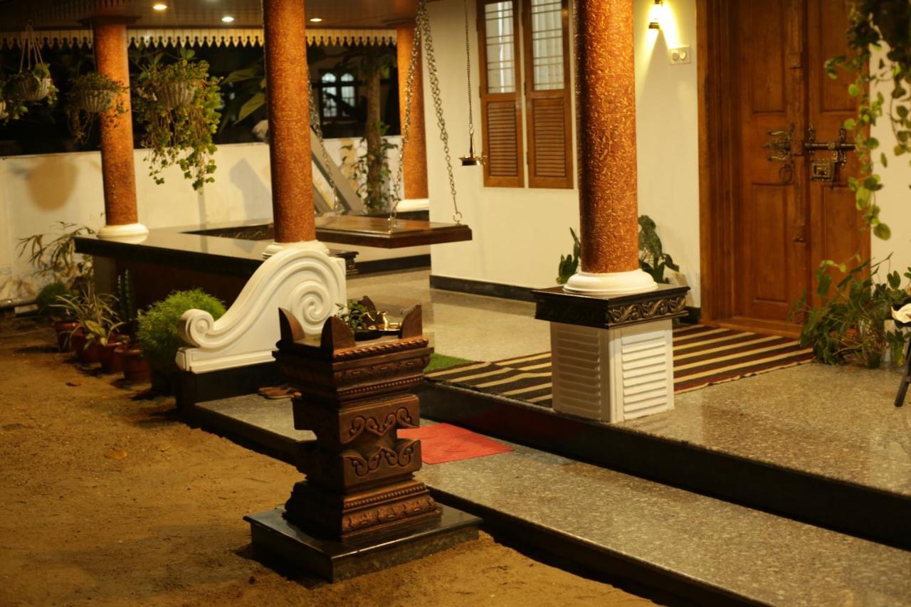 Mi Casa Tu Casa Homestay Коччи Экстерьер фото
