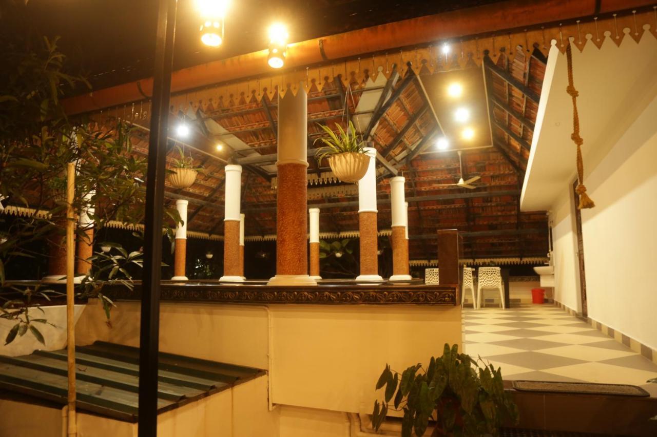 Mi Casa Tu Casa Homestay Коччи Экстерьер фото